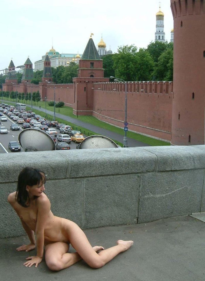 Naked women in the center of Moscow