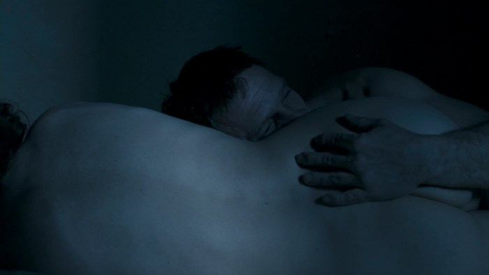 Vera Farmiga in an erotic stage